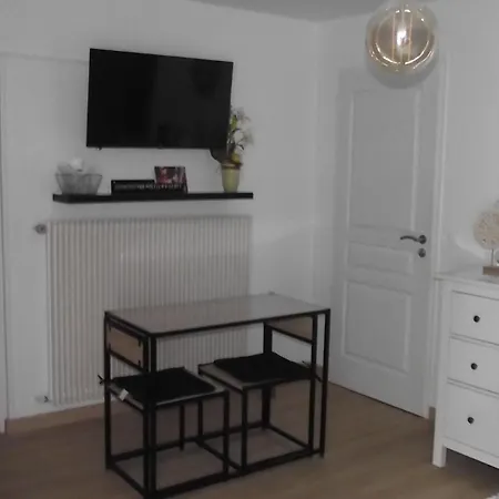 Holiday home Chambre,Petit Dejeuner Inclus *