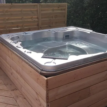 Holiday home Chambre,Piscine,Spa,Petit Dejeuner Inclus *